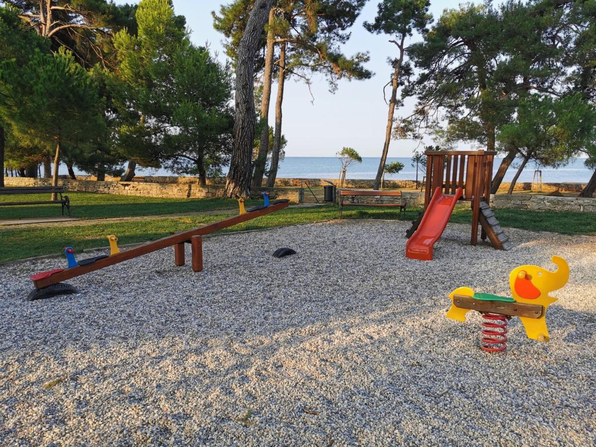 Mirta Deluxe Superior 5 Star Apartment, Your Piece Of Heaven By The Sea & Park, With Sea & Park View Novigrad (Istria) Exterior foto